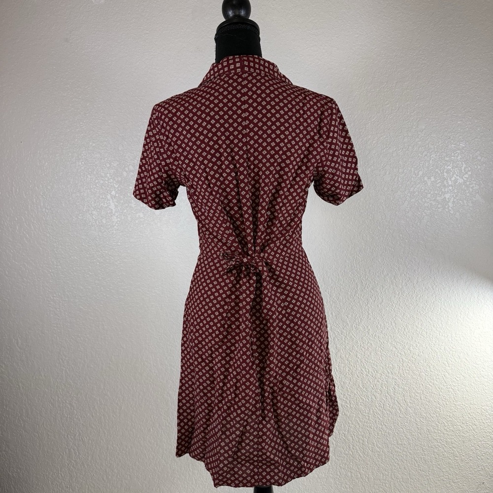 Vtg Gap Dress Sz Small Maroon Geometric Pattern Buttons Collared 100% Rayon - Picture 5 of 12